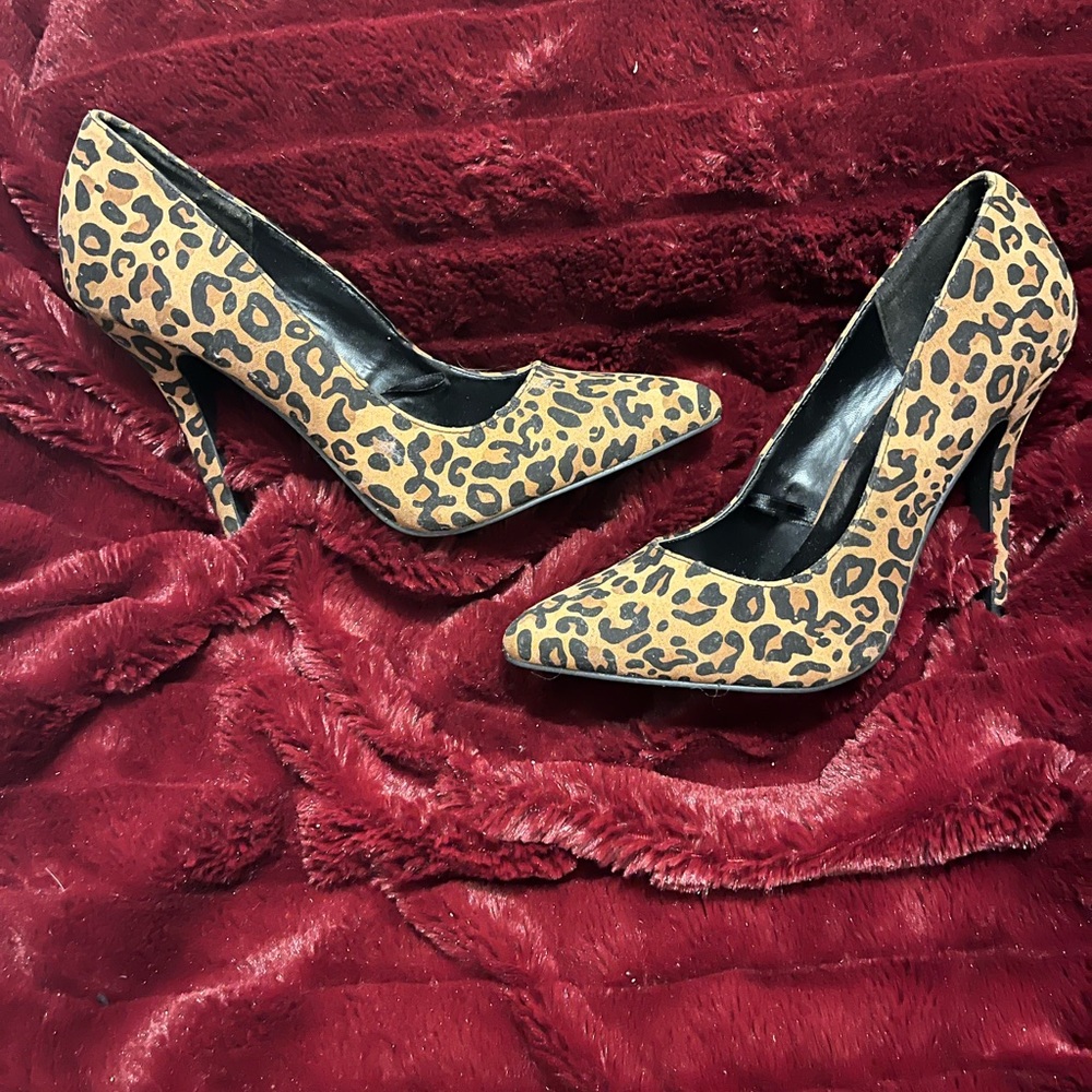 Leopard heels